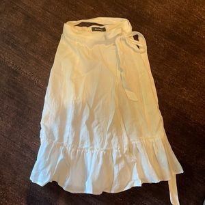 REFORMATION White Linen MIDI Wrap Skirt (Size 4)